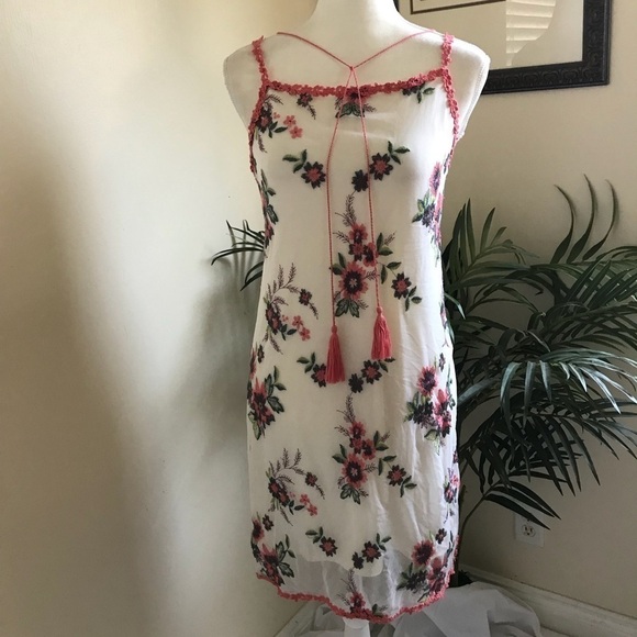 Chelsea & Violet Dresses & Skirts - Chelsea & Violet Embroidered Mesh Dress S